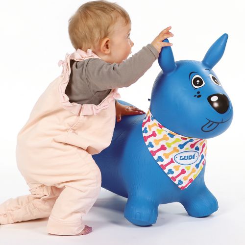 This bouncing dog will become the ideal friend of the toddlers. Baby grows and bounces with his small dog! Soft and thick plastic. Customisable Bandana. 
