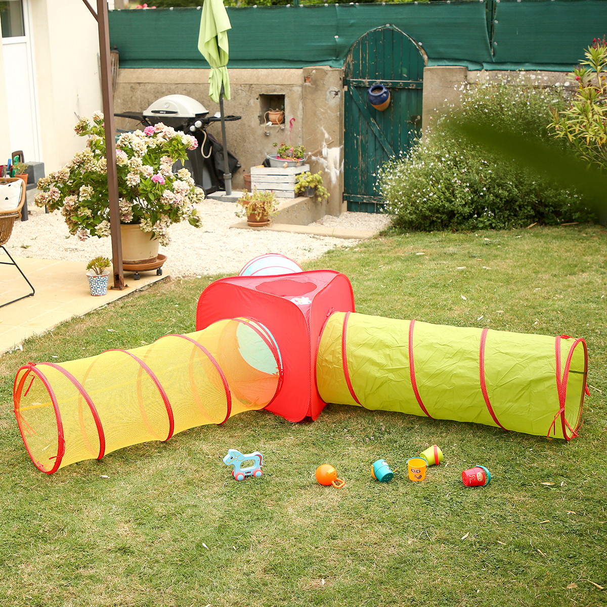 LUDI - Ballon de Motricité XXL - Texture massante et Picots tendres LUDI - Ballon de Motricité XXL - Texture massante et Picots tendres