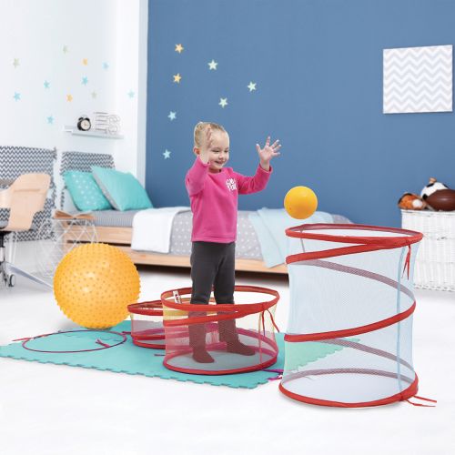 A complete kit to create the best motor skills courses! A large studded ball, tunnel, jumping games, one ball and six tiles that form a ground mat. 