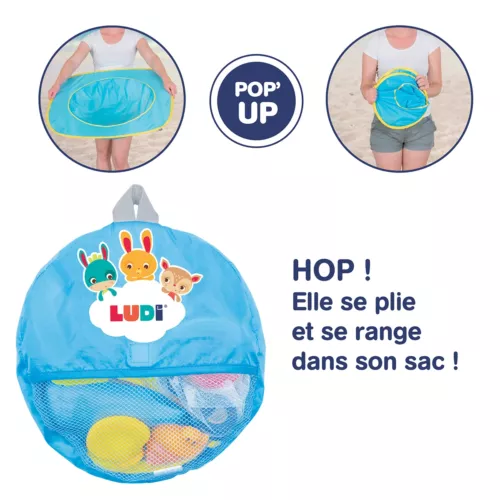 Grâce à la Piscine de plage pop-up, les tout-petits peuvent profiter de l’eau de mer sous les yeux de leurs parents. Fournie avec 8 jouets de plages et 1 sac de transport ! Légère et peu encombrante, se range facilement. Dès 10 mois. Référence produit 2202.