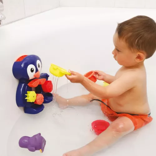 Coffret de bain Pingouin LUDI. Les pingouins amusent les petits à l’heure du bain ! Composé d’un pingouin avec moulin à eau, de verres gigognes et figurines. Fixation : ventouses. Référence produit 2240.