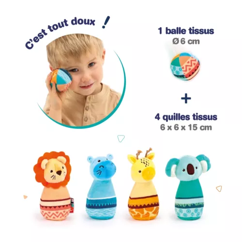 Le premier jeu de bowling de bébé. 4 quilles animaux lestées à faire tomber grâce à la balle. Des matières toutes douces pour jouer ou faire des calins. Dès 10 mois.