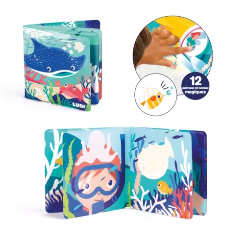 A bath book full of surprises, with 12 creatures from the sea bed to discover: they can just dip it in the water or colour it with their wet little fingers. Leave to dry and repeat ad infinitum. From 10 months.