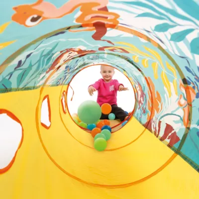 Jungle tunnel with 3 small holes to develop motor skills. From age 2.